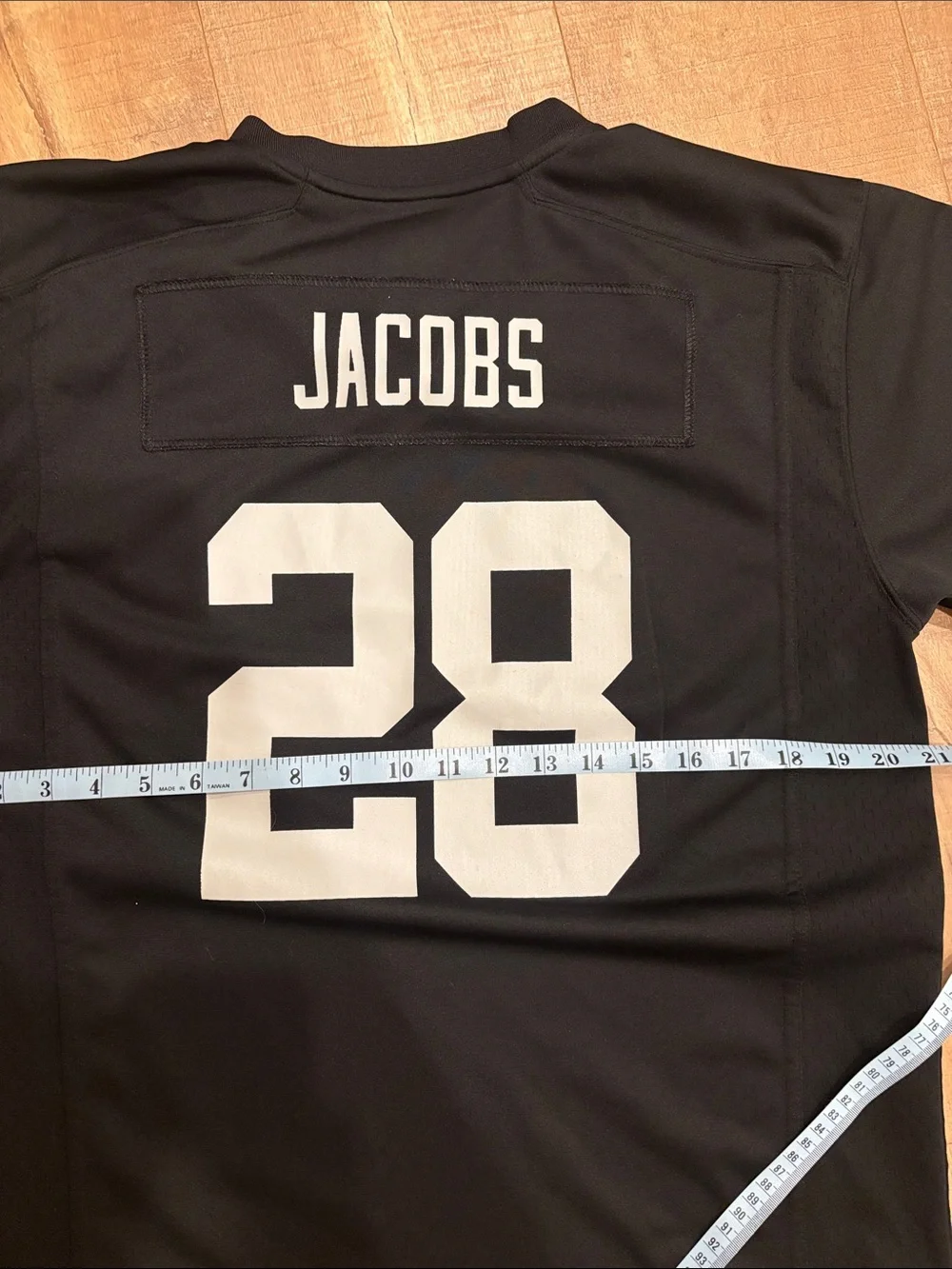 NFL Josh Jacobs Raiders Las Vegas 28 youth XL Nike